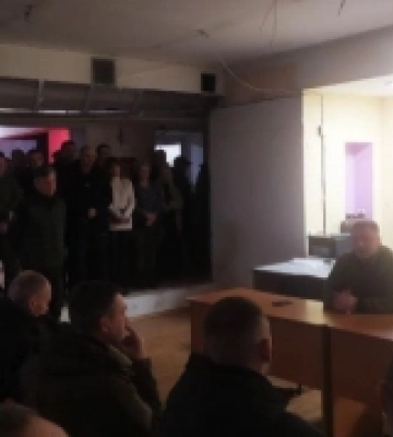 Начальник Херсонської міської ВА Роман Мрочко зустрівся з колективом ХМВА та Херсонської міської ради