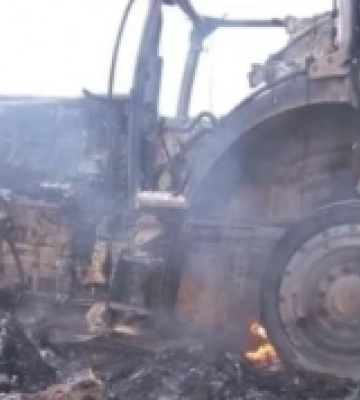 На Херсонщині на вибухівці, залишеній російськими окупантами, підірвався трактор