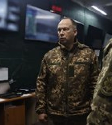 Сырский о Бахмуте: Сложно, Вагнер пытается прорваться в центр, ВСУ бьют врага всем оружием