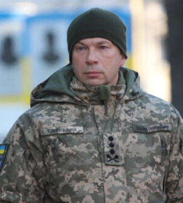 Бої за Бахмут досягли найвищого рівня напруги, - Сирський