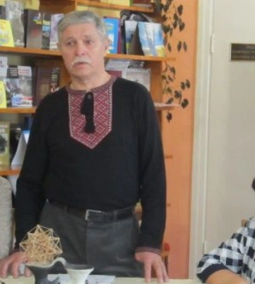 «Світ живе так, як я пишу»: помер відомий художник, який створив логотип газети «Волинь» (Фото)