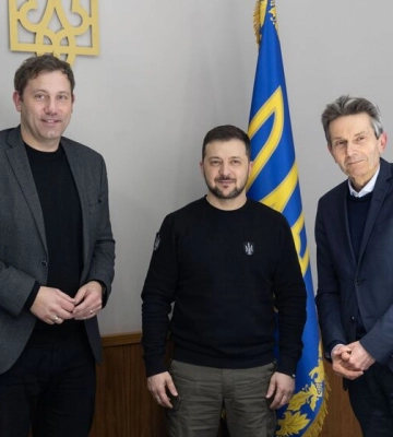 Зеленский на встрече с лидерами правящей в ФРГ партии отметил важность укрепления "союзнических отношений" между Германией и&amp;hellip;