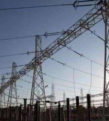 Дніпровські комунальники повідомили про можливі ремонти електромереж: ситуація на комунальному фронті станом на 10:00