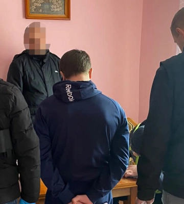 Житель Львовщины помог убежать за границу 20 уклонистам