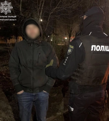 За тиждень патрульні Закарпаття затримали 4 чоловіків з наркотиками