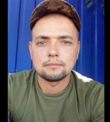 На Волині попрощаються із захисником Богданом Сливою, який загинув в аварії. Просять гідно провести в останню дорогу
