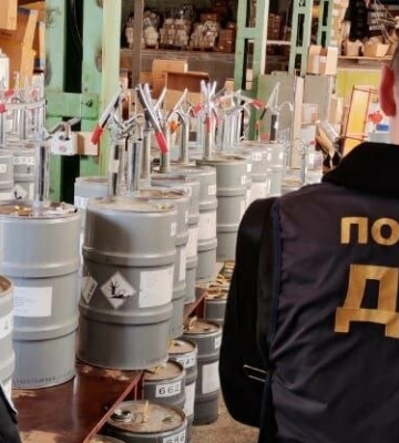 Парфуми та тютюн для кальяну: в Одесі правоохоронці &quot;накрили&quot; підпільниу &quot;фабрику&quot;, - ФОТО, ВІДЕО