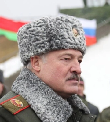 Лукашенко заявил, что атаку на российский самолет в Беларуси совершил житель Крыма с паспортами РФ и Украины