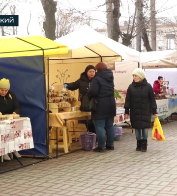 У Кропивницькому працює весняний крафтовий ярмарок «КропКрафт» (відео)