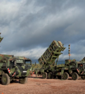 Глава оборонного відомства Польщі повідомив, що перші батареї Patriot уже прибули в Україну
