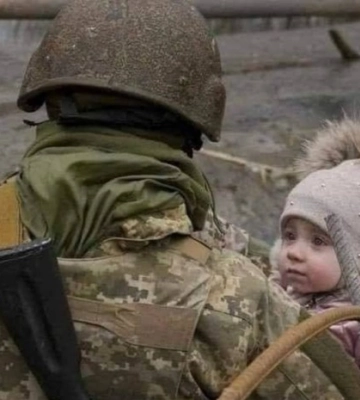Кабмін схвалив механізм примусової евакуації дітей із зон активних бойових дій