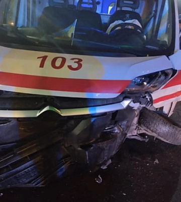 В Кривом Роге произошло ДТП, пострадали 4 человека