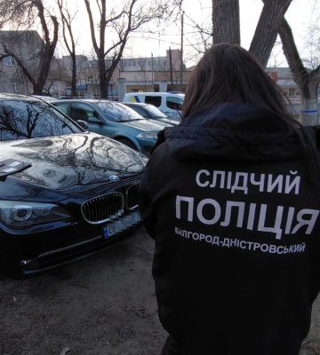 У Білгороді-Дністровському наречений вирішив постріляти на власному весіллі