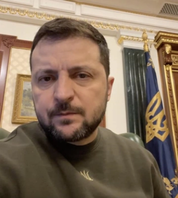 «Ми рівні, ми вільні». Зеленський привітав з Міжнародним днем боротьби за права жінок