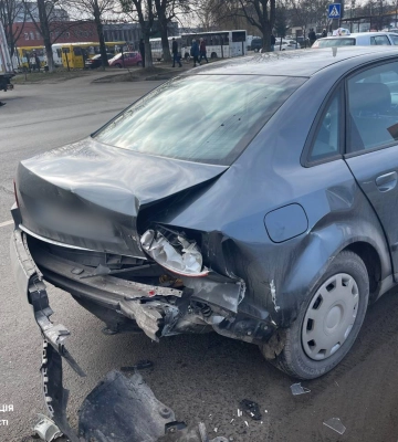 У Луцьку на Конякіна Audi зіткнувся із Nissan