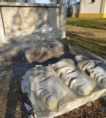 За тиждень на Львівщині ліквідували 6 радянських пам&#039;ятників