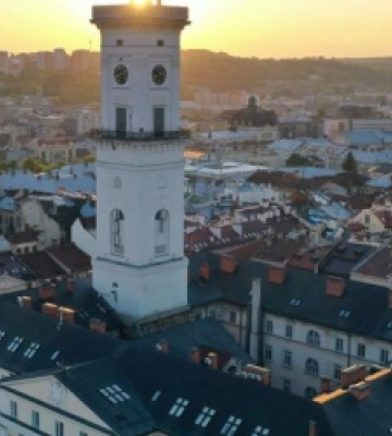 У Львові очільників районних адміністрацій перевели керівниками в інші райони міста