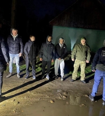 Затримано 10 порушників кордону на Закарпатті за останню добу