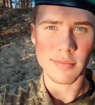 Рідний дім - під окупацією: на Волині поховають Героя з Луганщини Василя Чалого