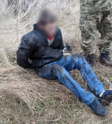 На Черкащині затримали 19-річного юнака, який зґвалтував маленьку дівчинку