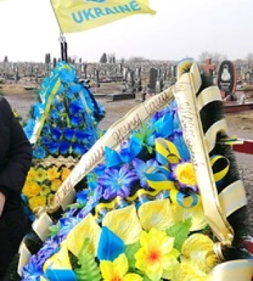 Героя поховали у Ніжині: що відомо про бійця, вбитого за слова &quot;Слава в Україні&quot;