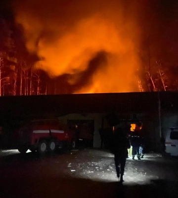 Ночью российские войска нанесли удар по части ГСЧС в Святогорске