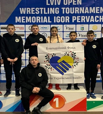 Криворожские спортсмены добыли в борьбе призовые места на всеукраинском турнире по вольной борьбе