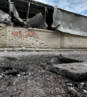 Росіяни знов обстріляли Херсон, одна людина загинула