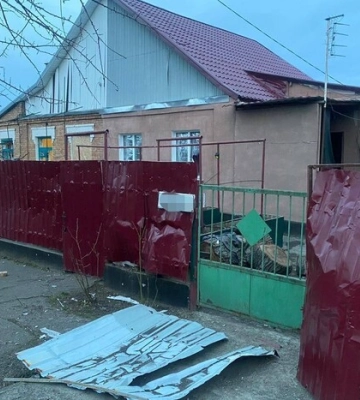 Російські окупаційні війська вдарили по Нікополю, є потерпілі