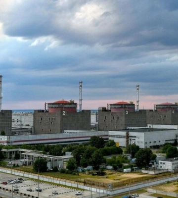Через російські обстріли знеструмлено Запорізьку АЕС