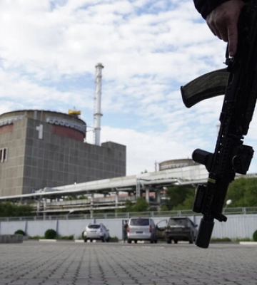 Через обстріли РФ Запорізька АЕС повністю знеструмлена — «Енергоатом»