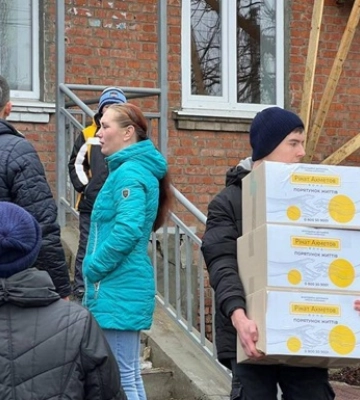 До Слов&#039;янська привезли партію гумдопомоги