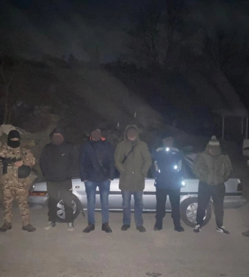 В Одесской области на границе задержали четверых уклонистов и перевозчика
