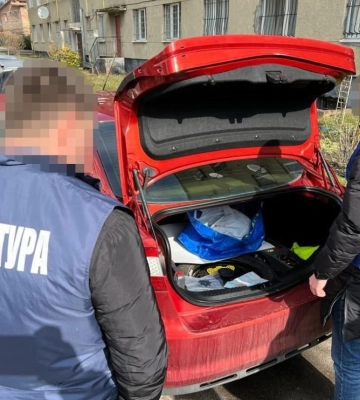 У Львові на хабарі затримано експерта Держпраці