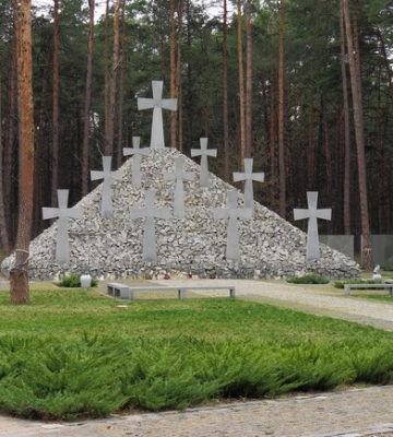 Де у Києві можуть розмістити військове меморіальне кладовище: нові варіанти