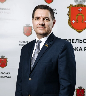 Заслуженого лікаря України з Володимира привітали з ювілеєм