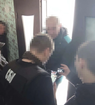 Підтримували рф та поширювали пропаганду: у Кам&amp;#039;янському затримали колаборантів