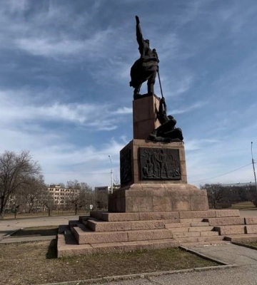У Миколаєві пам&#039;ятник радянської доби планують перенести до обласного краєзнавчого музею