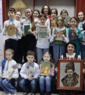 У Луцьку відбувся вечір поетичного слова «Сторінками Кобзаря». ФОТО