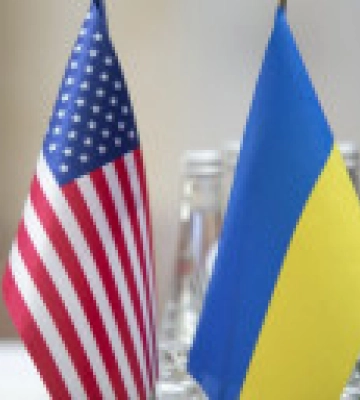 АР: многие украинцы застряли в неопределенности из-за окончания действия разрешений на пребывание в США