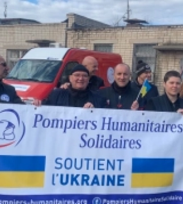 Три міські херсонські лікарні отримали так необхідні автівки швидкої допомоги
