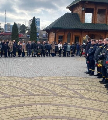 У Дніпрі попрощалися з рятувальницею Євгенією Дудкою