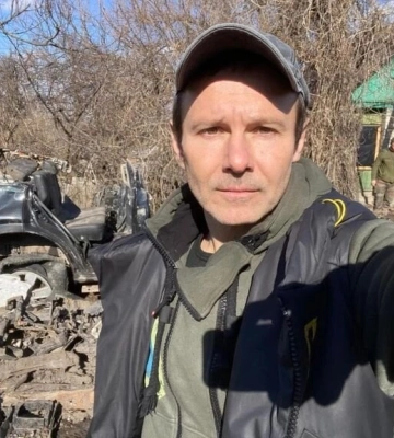 Будут с Иваном в футбол играть, – Святослав Вакарчук умилил фото с Сенцовым и его сыном