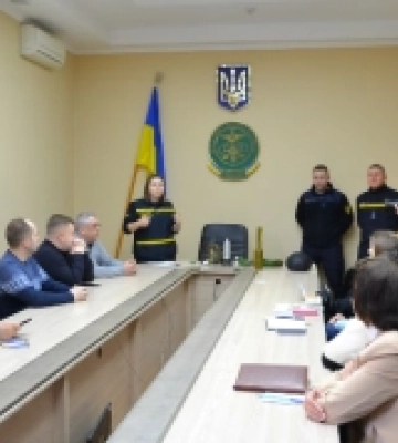 Рятувальники провели лекцію з безпекових питань для працівників Рівненської митниці