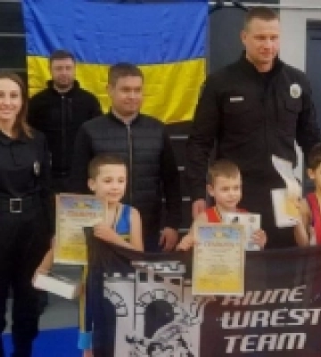 Спортсмени з Дубенщини посіли призові місця на турнірі з вільної боротьби