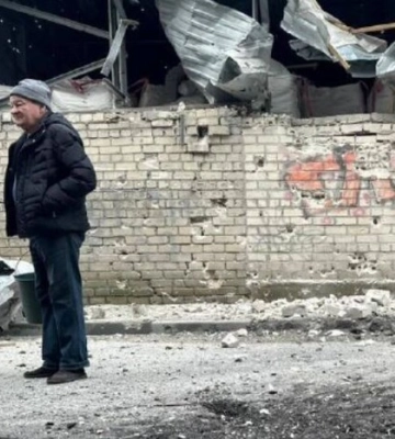 Росіяни знов обстріляли Херсон, одна людина загинула