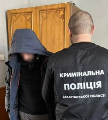 Продавав зброю та боєприпаси: на Закарпатті оголосили підозру місцевому мешканцю