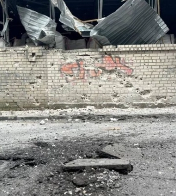 Беспощадные обстрелы в Херсоне: разрушения и жертвы