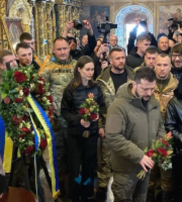 Зеленський прийшов на похорон “Да Вінчі” з прем’єр-міністром Фінляндії Марін