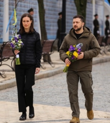 До Києва приїхала прем&#039;єрка Фінляндії. Разом із Зеленським вшанували пам’ять загиблого Героя України Да Вінчі